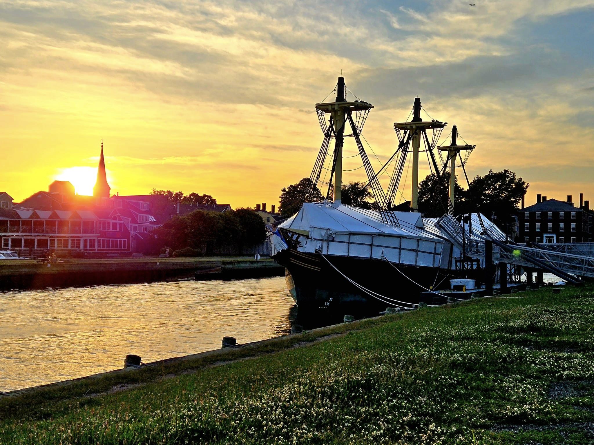 Amazing boat with sunset